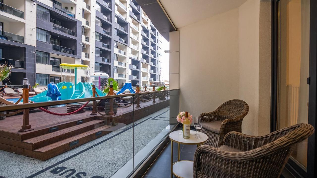 Mamaia Beach Condos 2 Năvodari Екстериор снимка